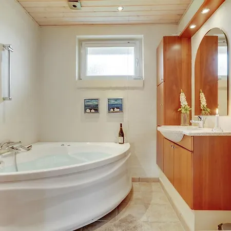 別荘 Lisemarie - 800m From The Sea By Interhome Torsted